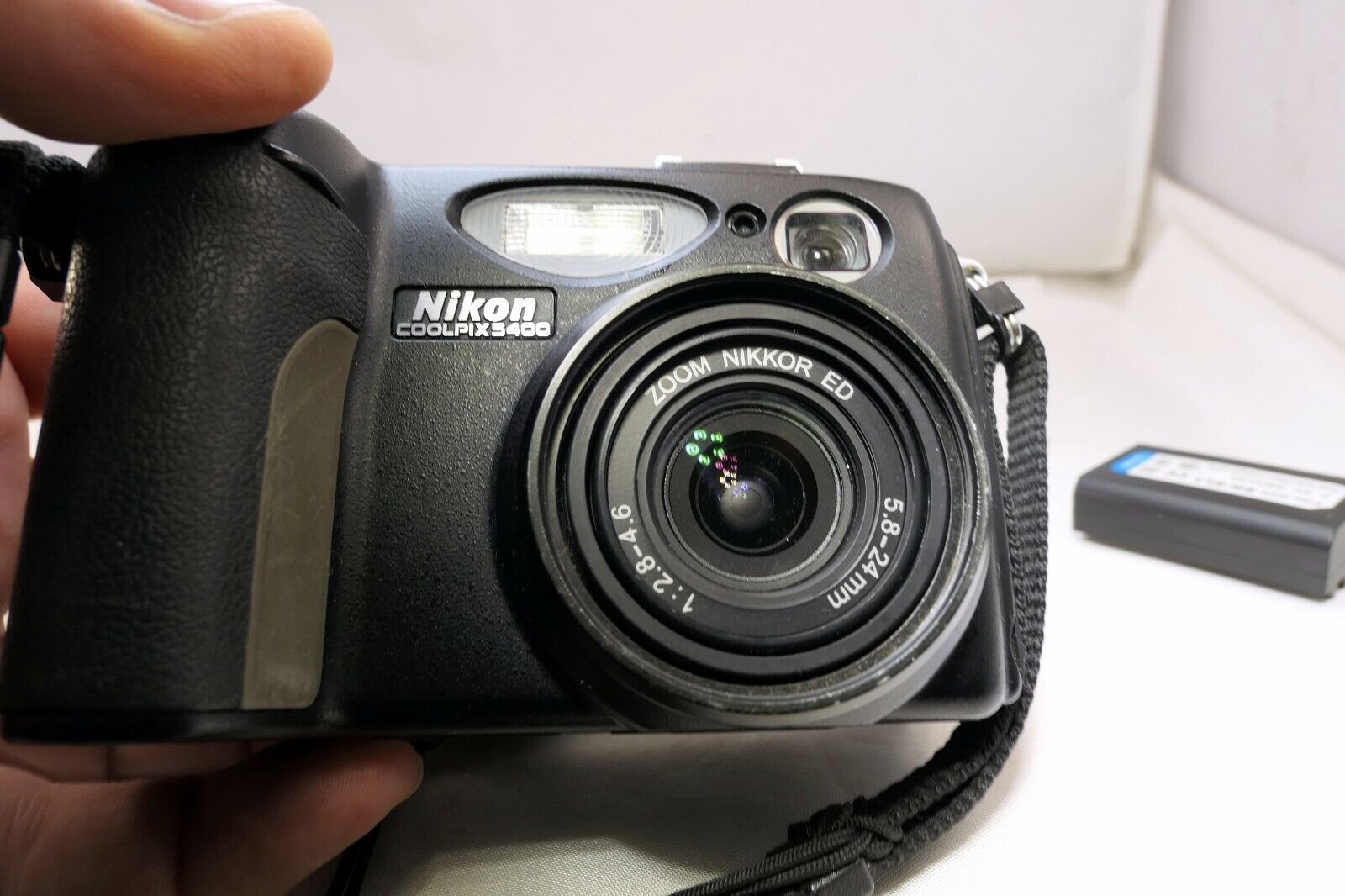 Nikon COOLPIX 5400 5MP Digital Camera AS IS no power