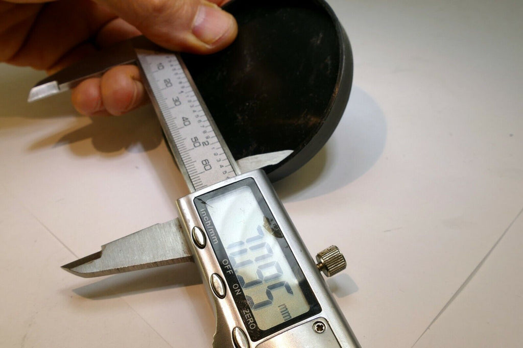 Lindahl Snap-on Plastic Front Lens Cap  Black  71mm ID