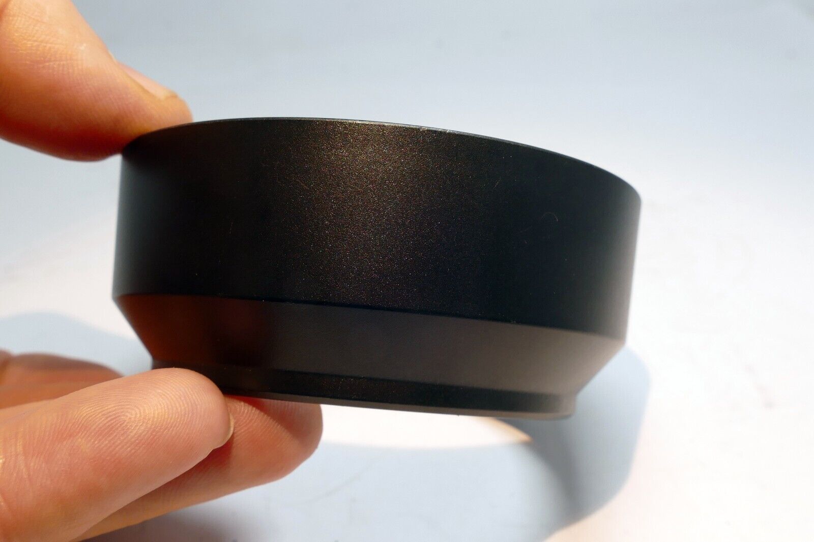 62mm Twist on type  Lens Hood Shade ( 65mm ID)