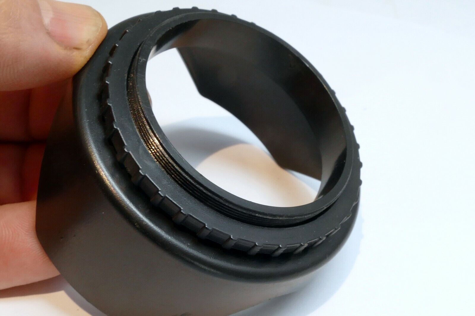 49mm Lens Hood Shade threaded plastic petal shaped  for 50mm f1.8