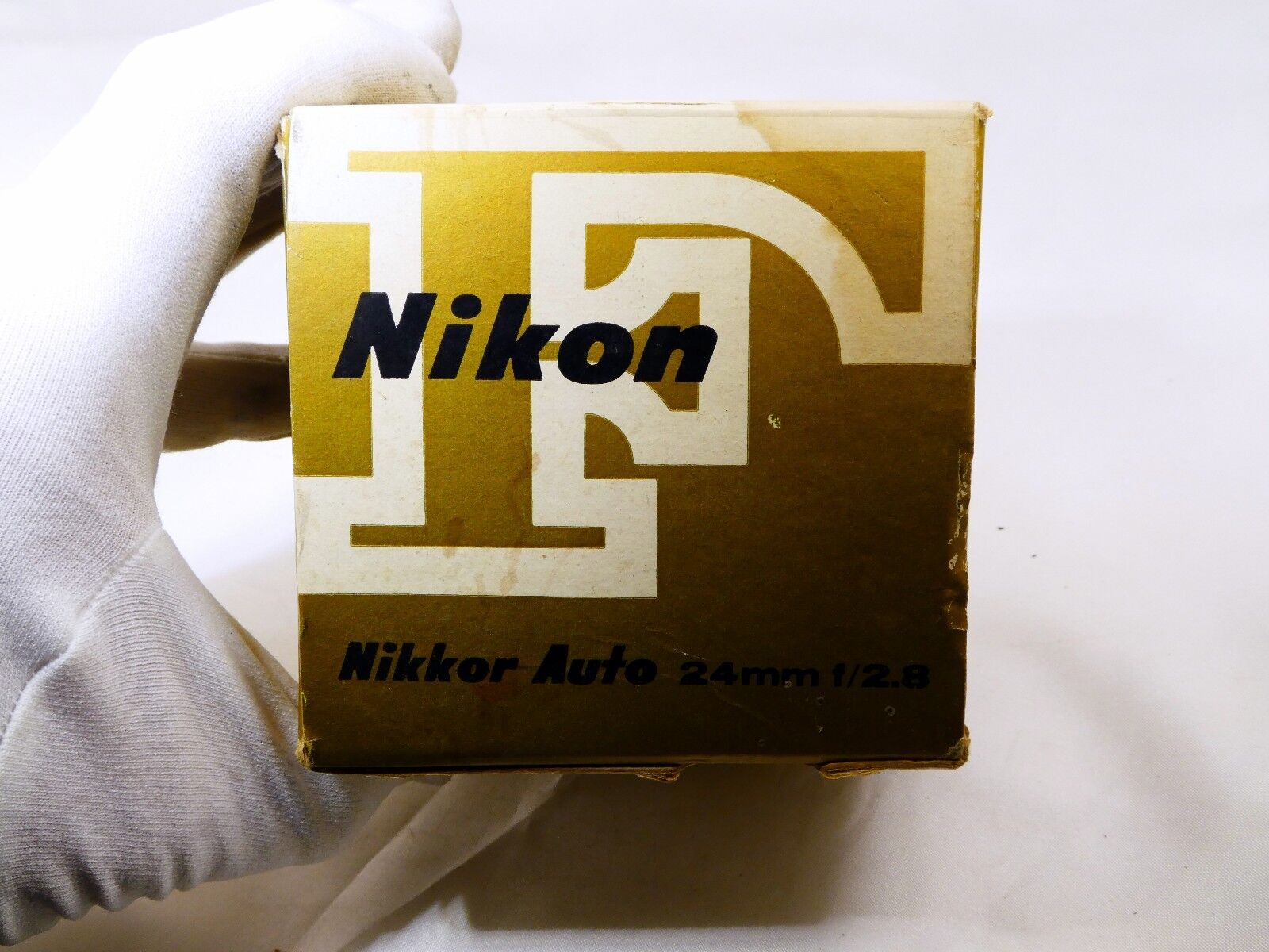 Empty Box  for Nikon 24mm f2.8 Auto Nikkor  Lens - vintage