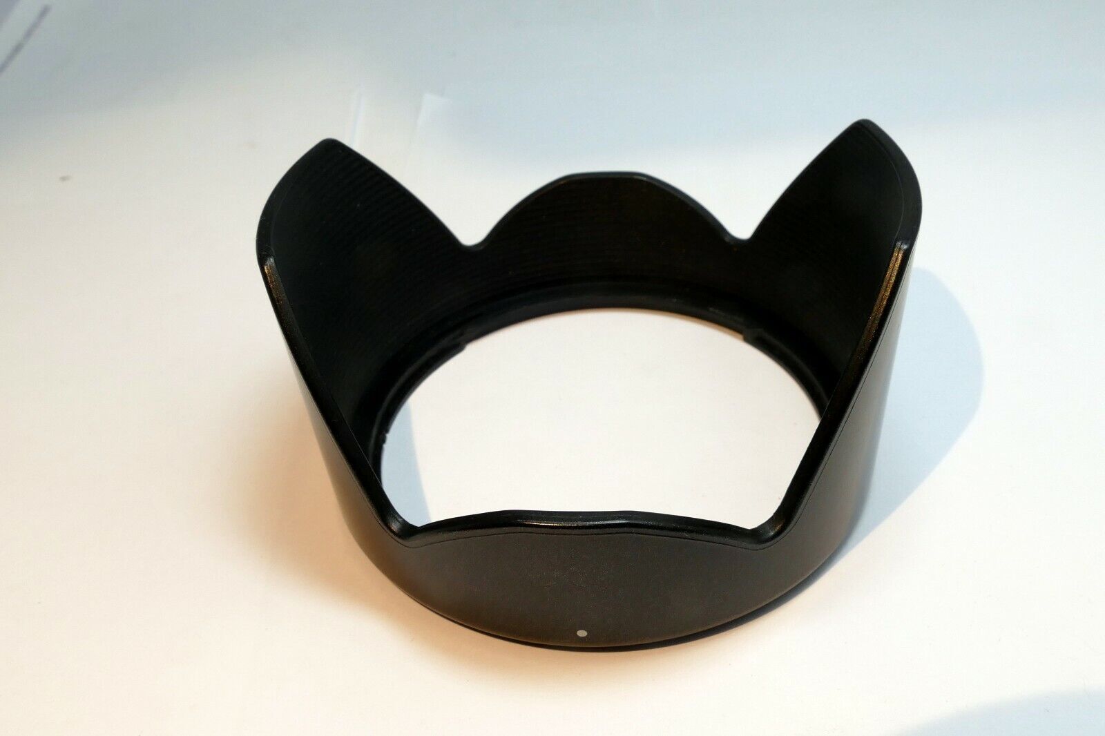 Tamron D5FH  Lens Hood 28-200mm f3.8-5.6 LD  OEM -  72mm rim