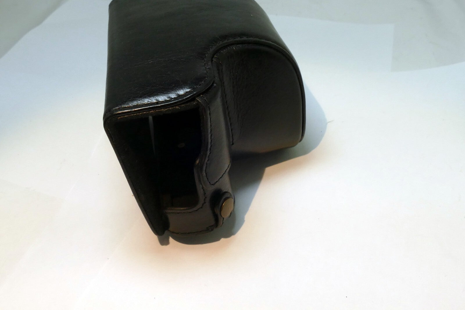 MegaGear III3 Case for Sony Alpha  digital camera
