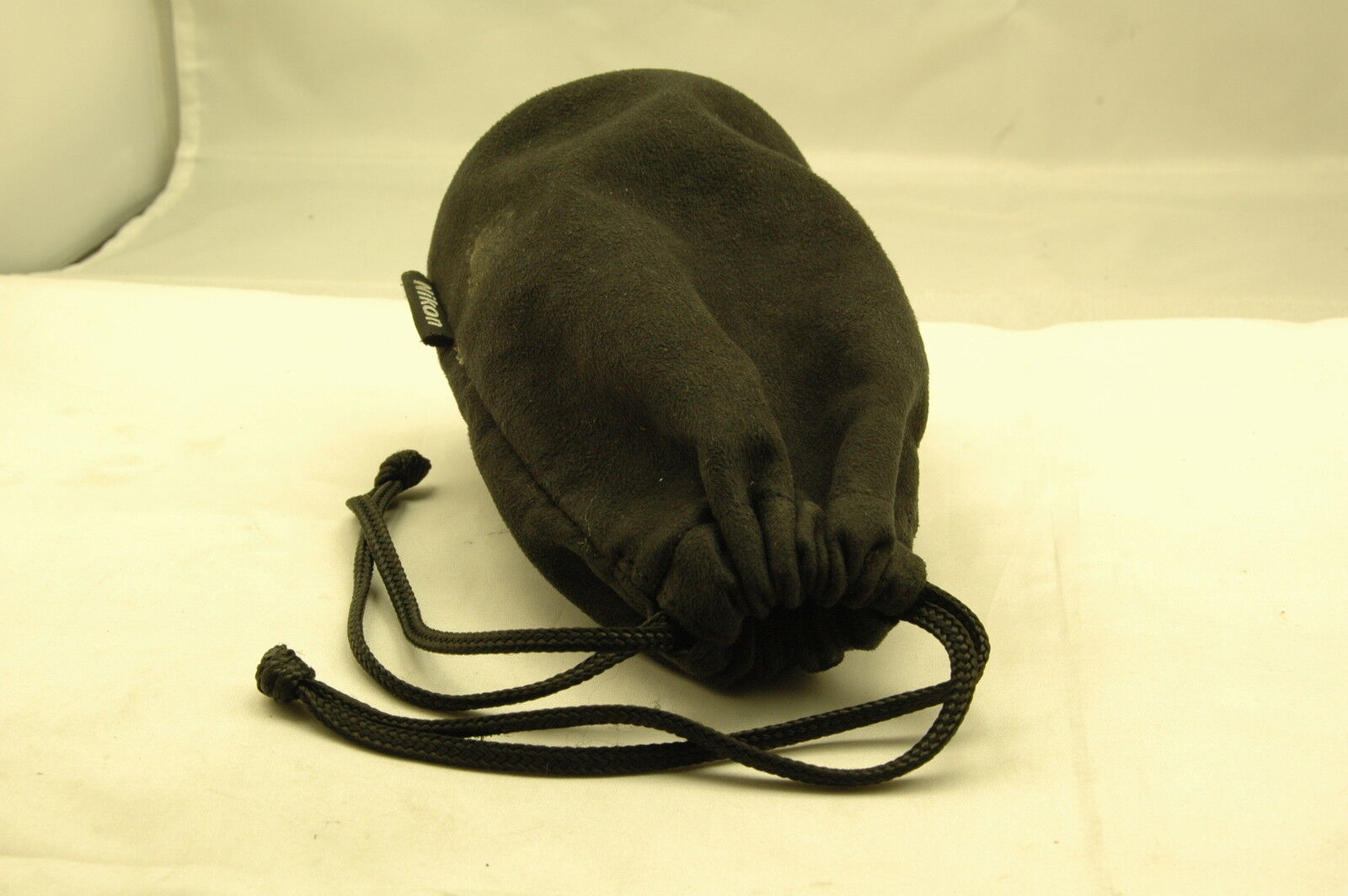 Nikon CL-1018 Soft Lens Case Pouch drawstring Nikkor afs 12 - 24mm F4 3.5 x 5.5"