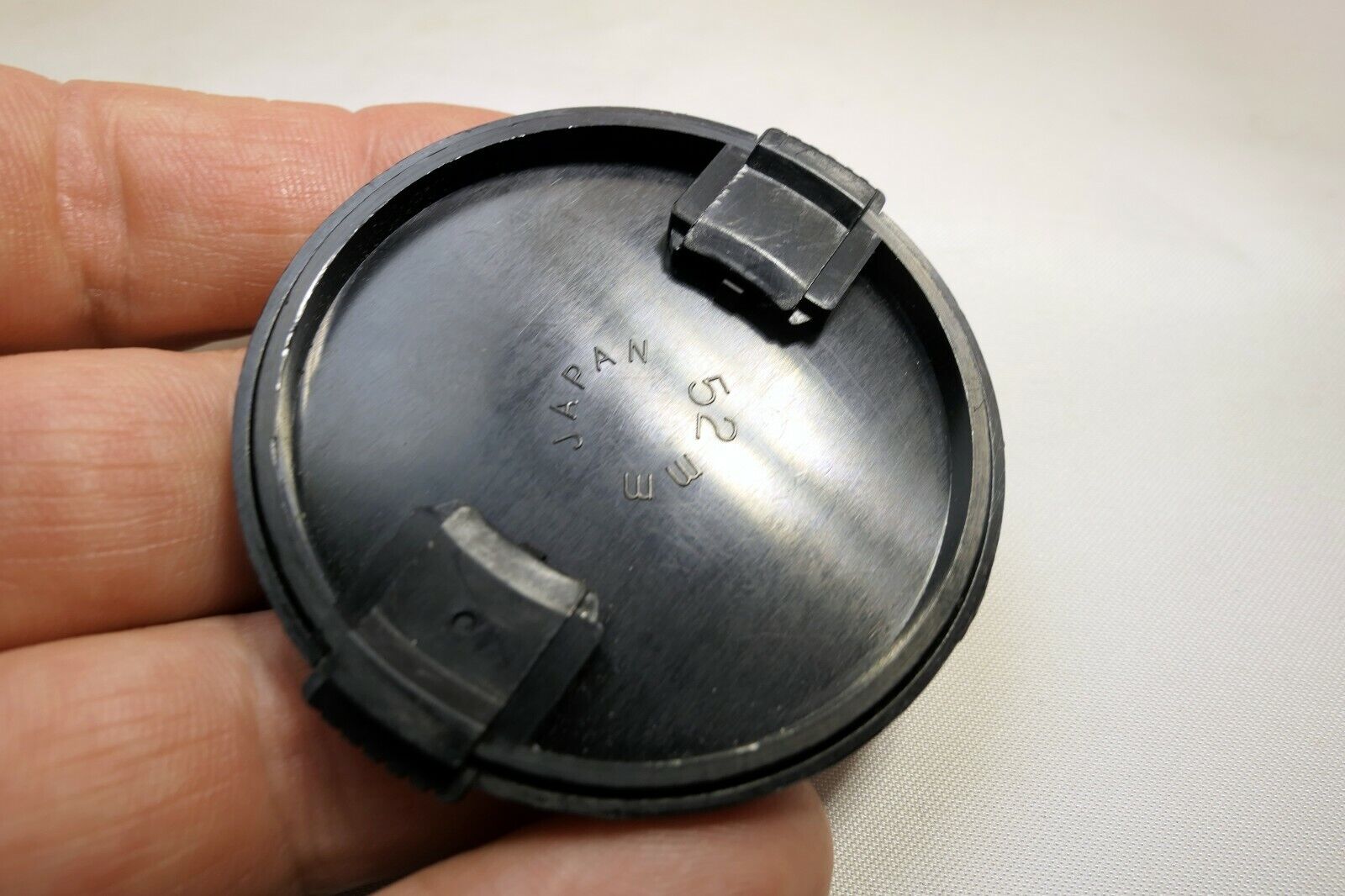 Vivitar 52mm Front Lens Cap snap on type for 100mm f3.5 macro 50mm f1.7