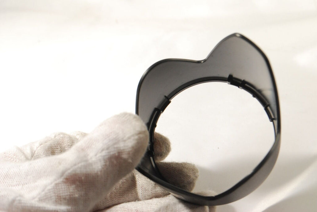 Petal shaped Plastic Lens Hood 52-55mm 2507066 vintage