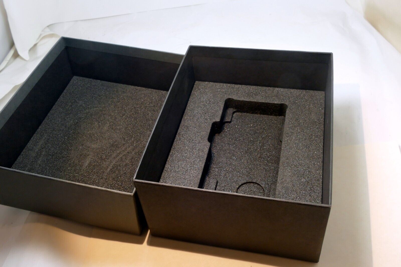 Empty Box for Leica D-Lux 3  series camera - original EOM