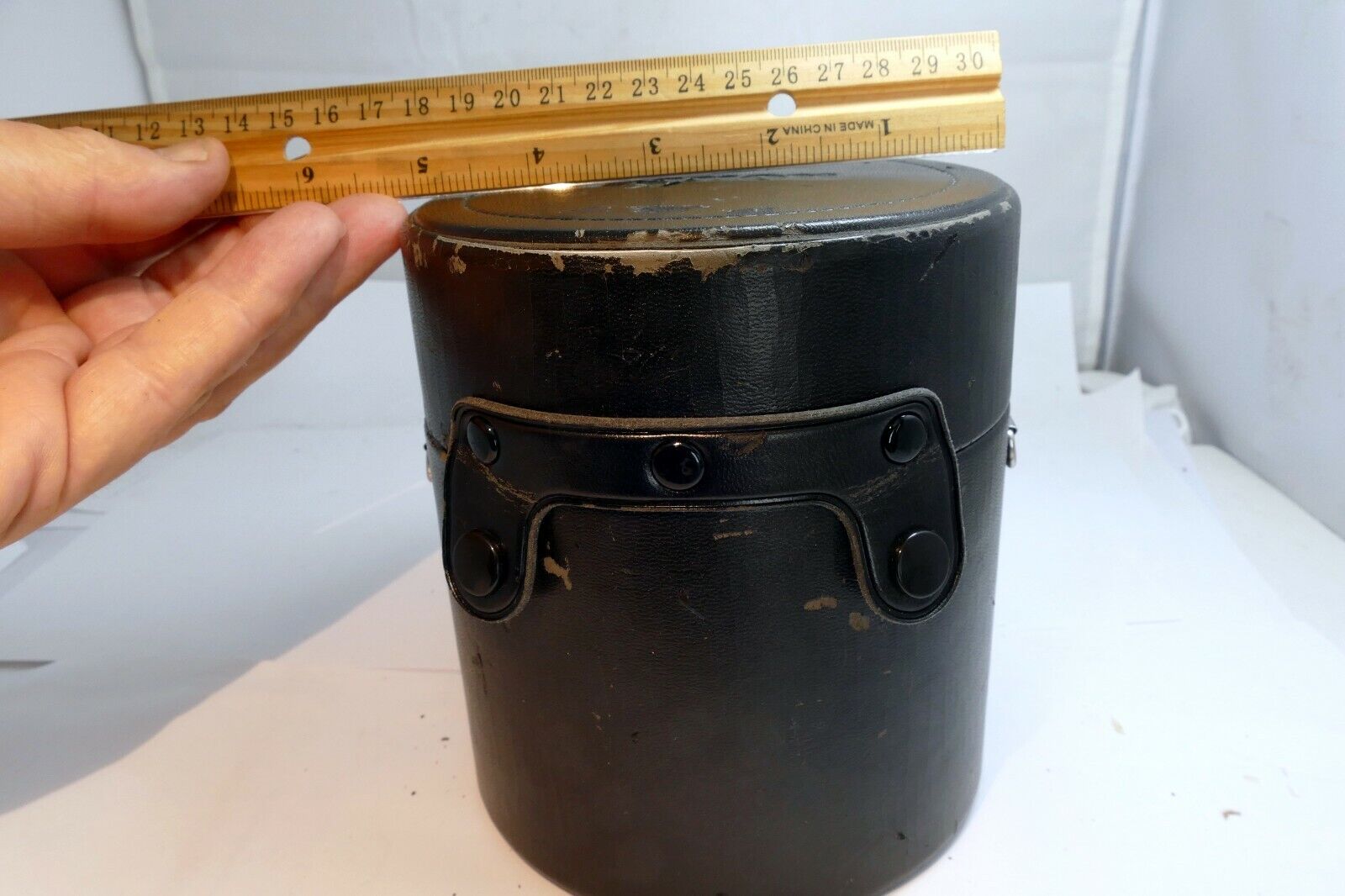 Canon LH-D14 Lens Hard Case (for 17-35mm F/2.8 L USM 16-35mm) Genuine