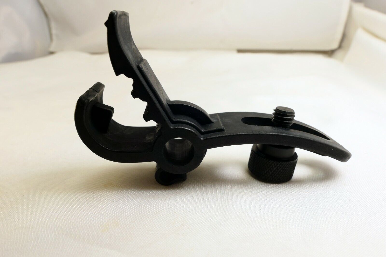 Radio Shack Microphone holder clip with 3/4 tripod screw