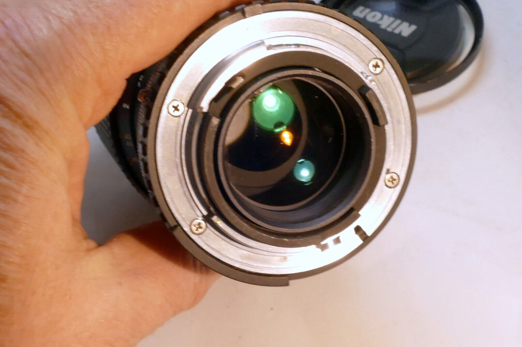 Nikon 75-150mm f3.5 Ai-s E series Lens  manual focus w/ fungus webbing glass