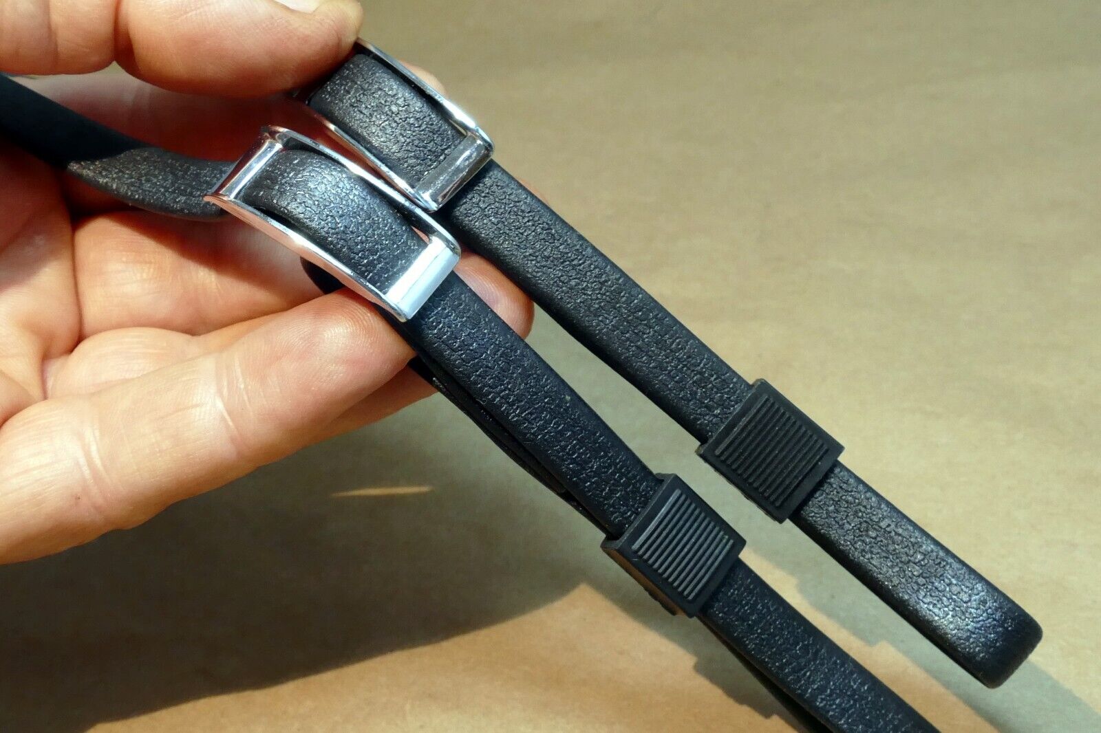 Leica Leitz Wtzlar Vinyl Camera Shoulder Strap for CL M1 MII Rangefinder - OEM