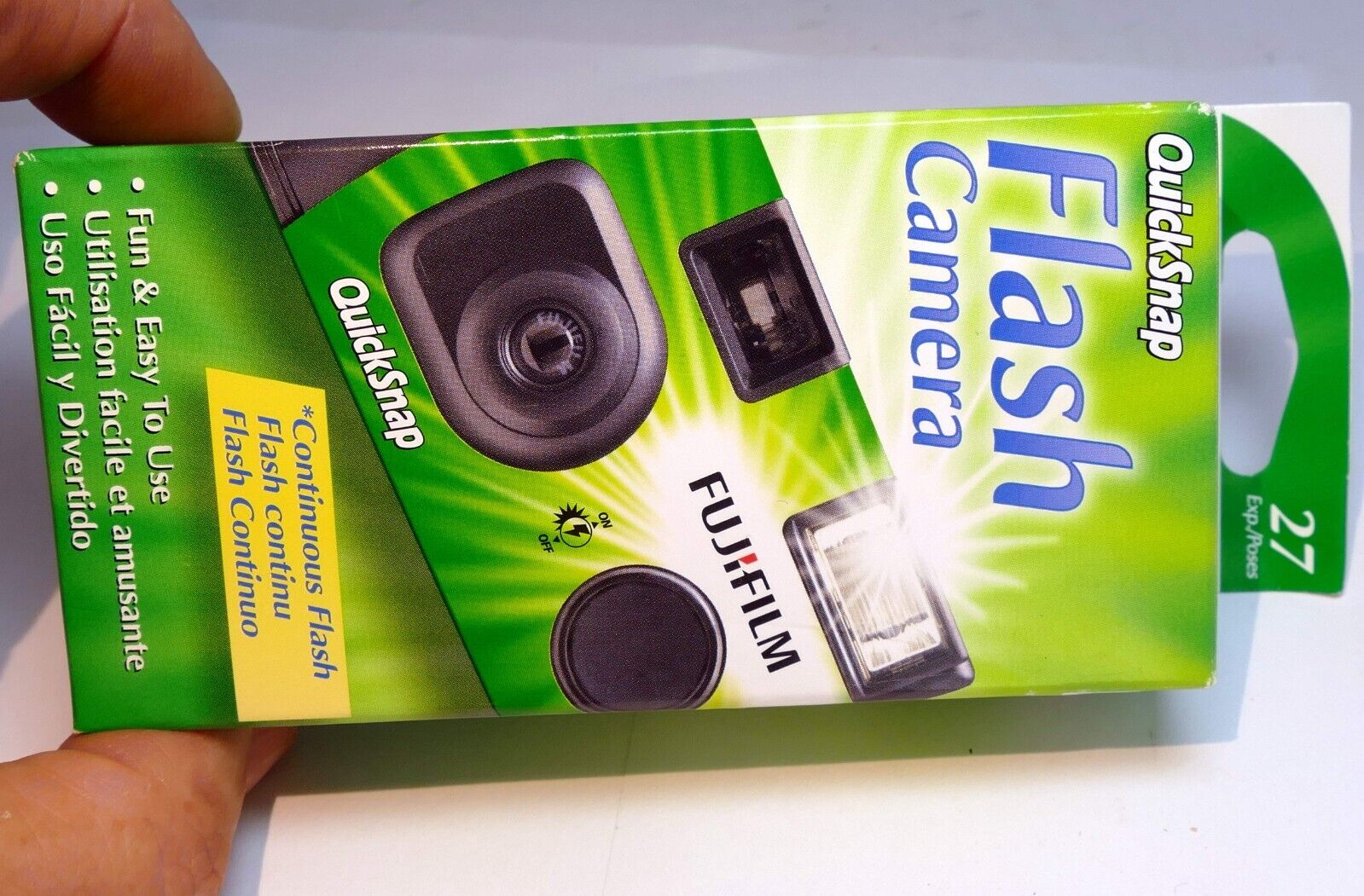FujiFilm Quick Snap 35mm Cameras Continuous Flash Exp. 2020 ISO 400