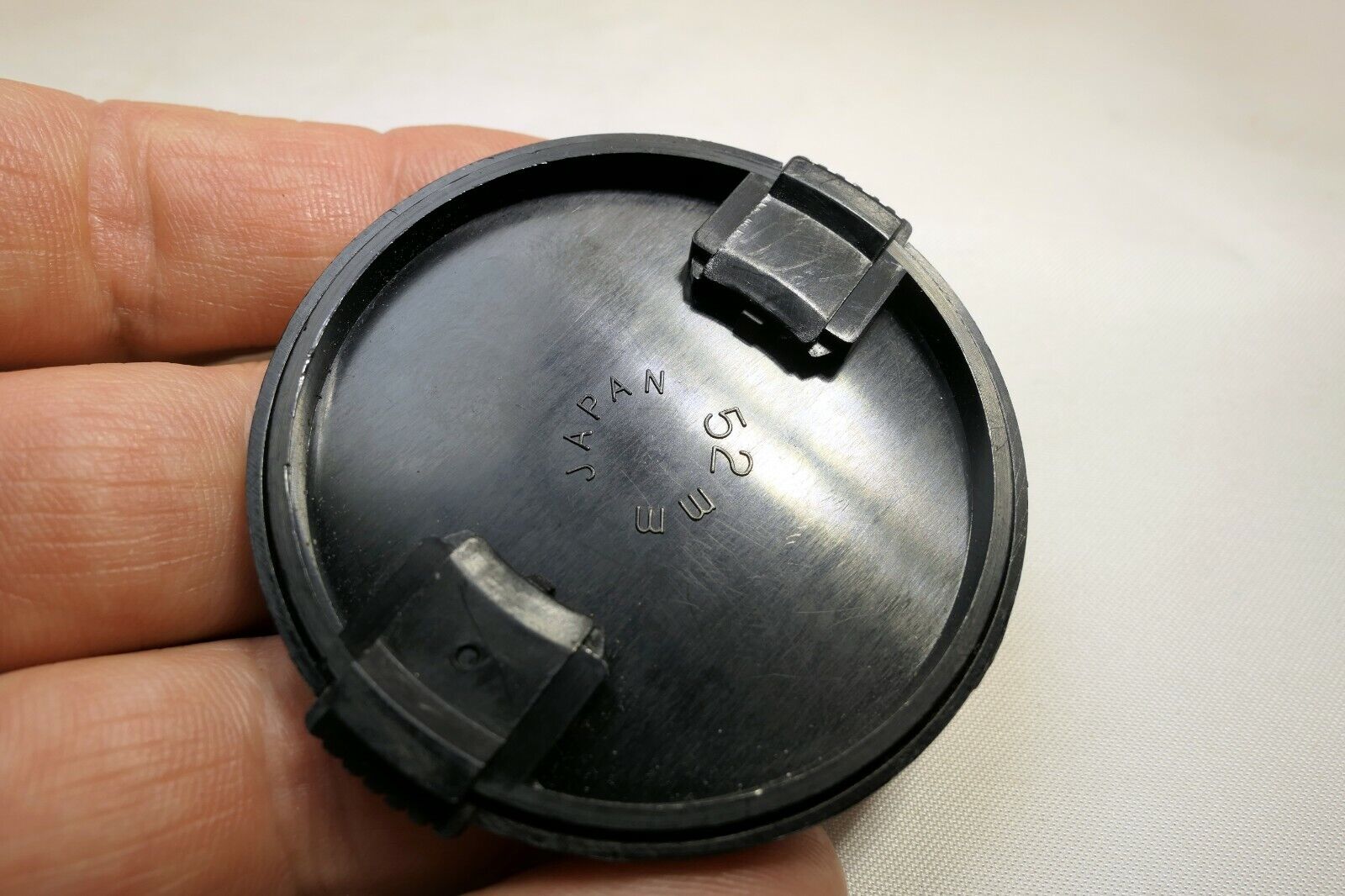 Vivitar 52mm Front Lens Cap snap on type for 100mm f3.5 macro 50mm f1.7