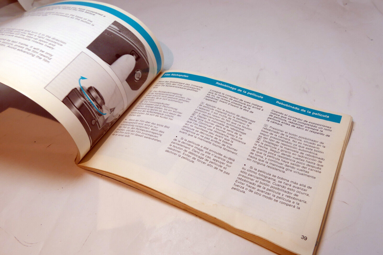 Yashica FX-D Quartz 35mm camera Guide Owner's Manual Book English En SP GR FR
