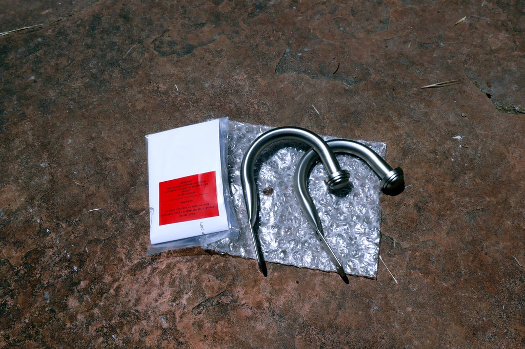 Decopolitan 1 Inch Urn Holdback 1-Pair, Antique Silver Finish NEW