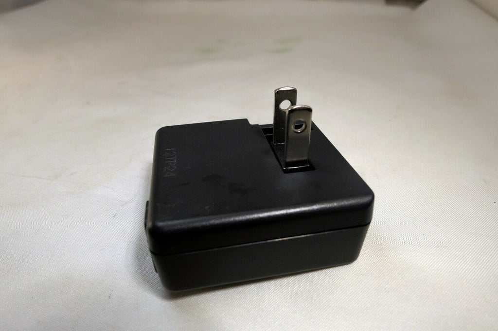 Nikon EH-69P AC USB battery charger adapter for Coolpix cameras Genuine Original