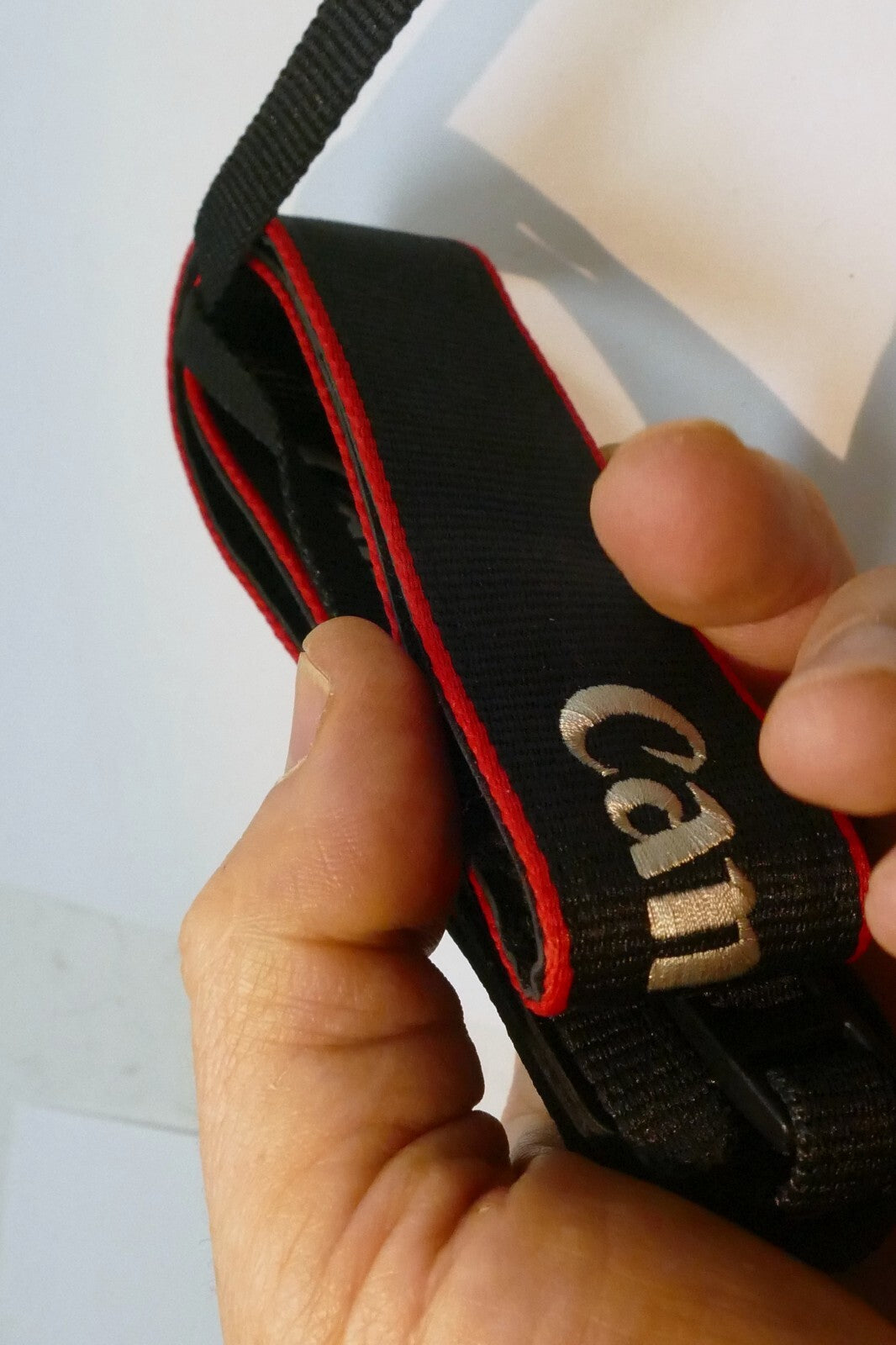 Canon EOS R5 Camera Neck Shoulder Strap Canvas Black/Red - Genuine OEM