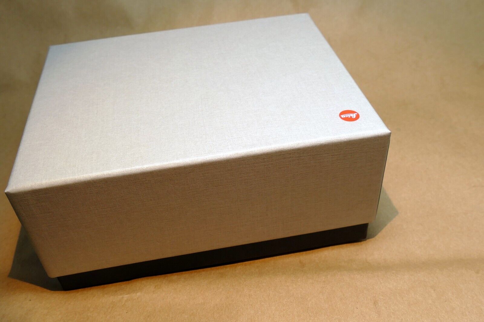 Empty Box (only ) for camera body Black / Gray MA Discover
