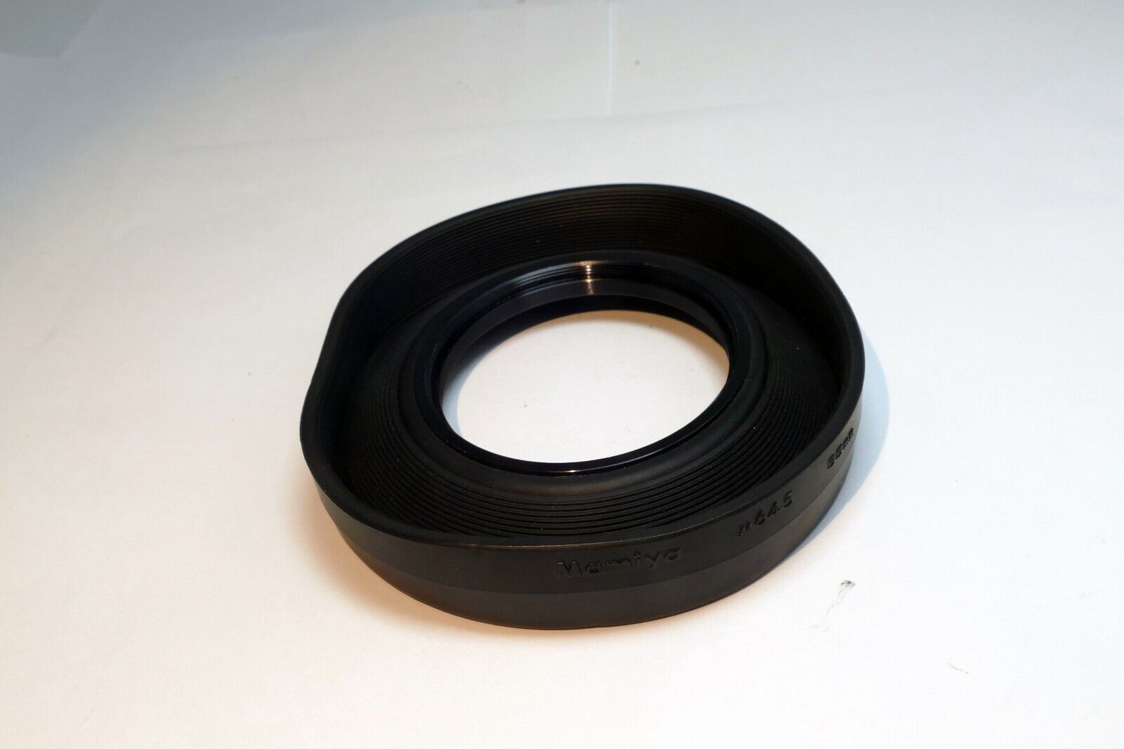 58mm Mamiya 55mm f2.8 wide angle Lens Shade Hood Sekor C M645 wide angle -  OEM