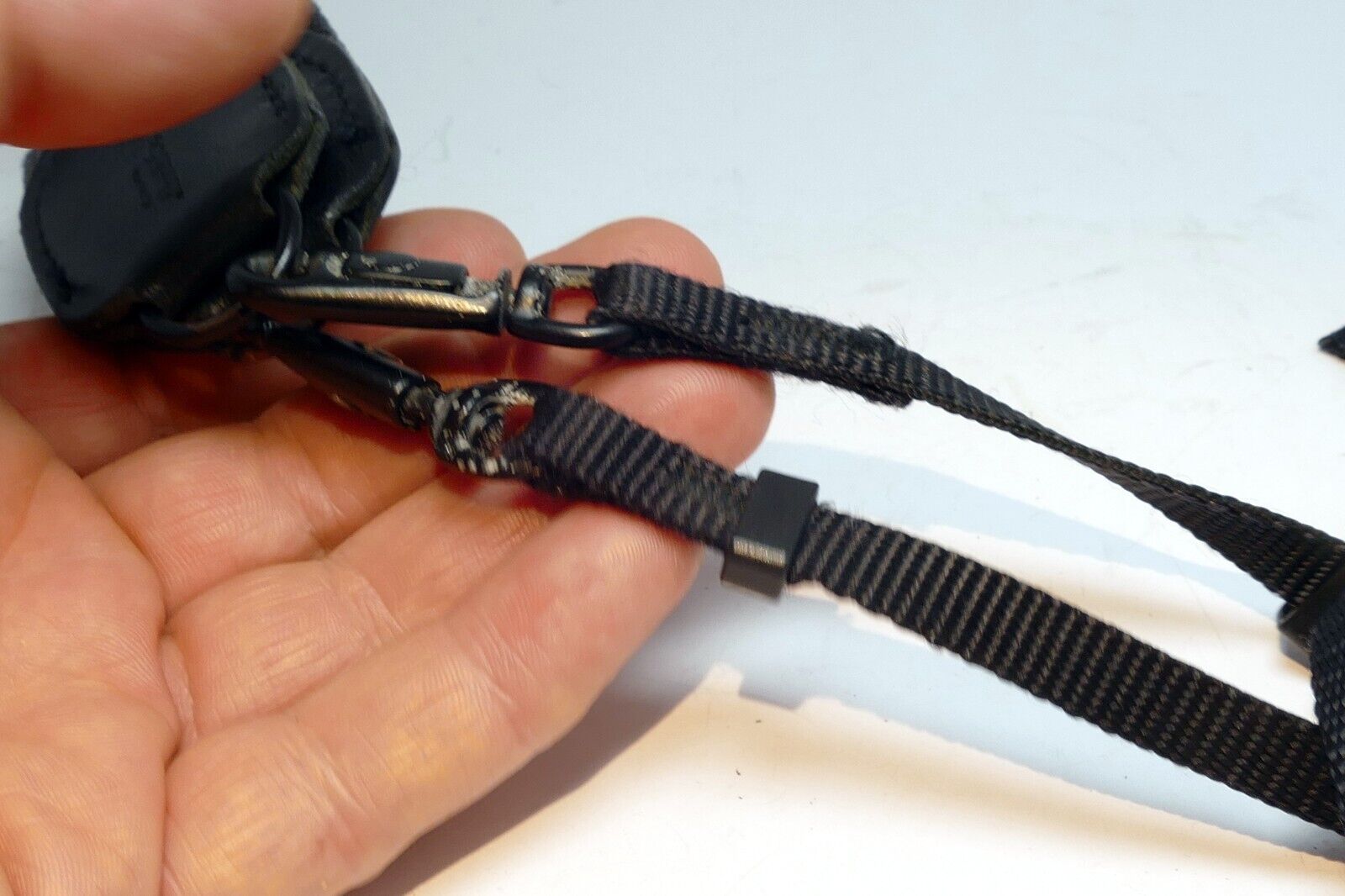 Domke Gripper 3.5cm wide Camera Shoulder neck Strap quick release lugs