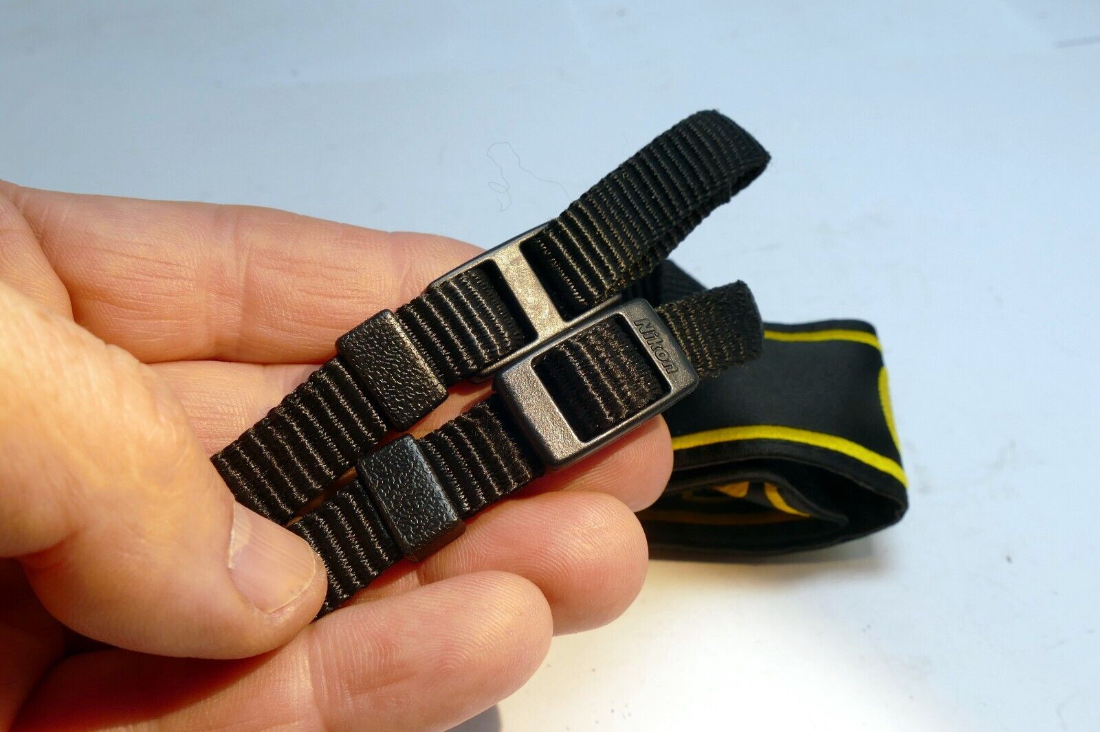 Nikon D500 Camera Shoulder neck Strap AN-DC17  Nylon  - OEM genuine