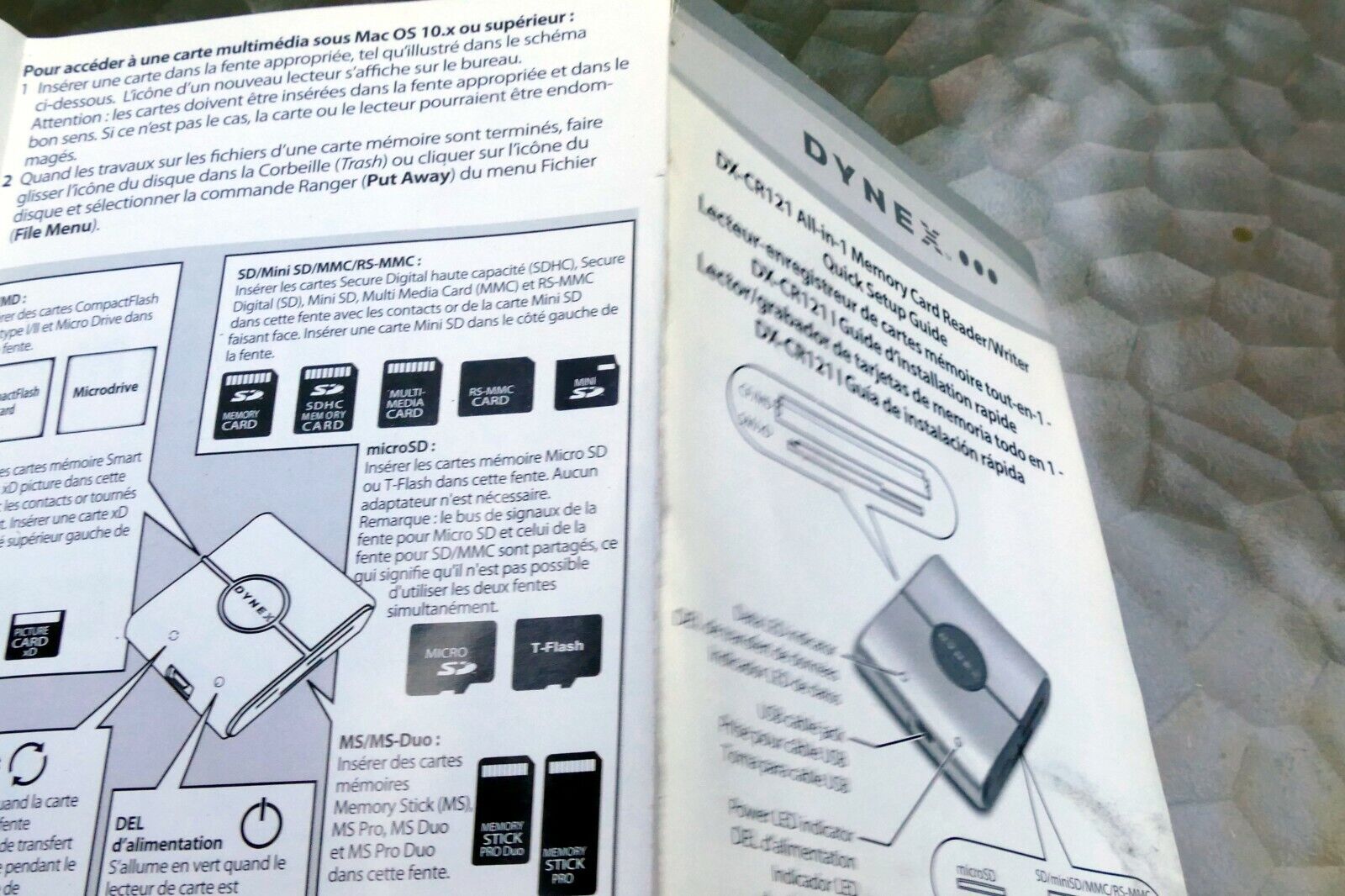 Dynex All-in-1 Memory Card Reader  Guide DX-CR121