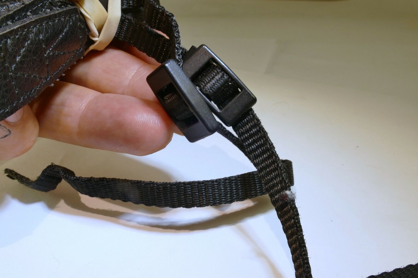 Fujifilm X X-100 V P Fuji Neck Shoulder camera Genuine Original OEM
