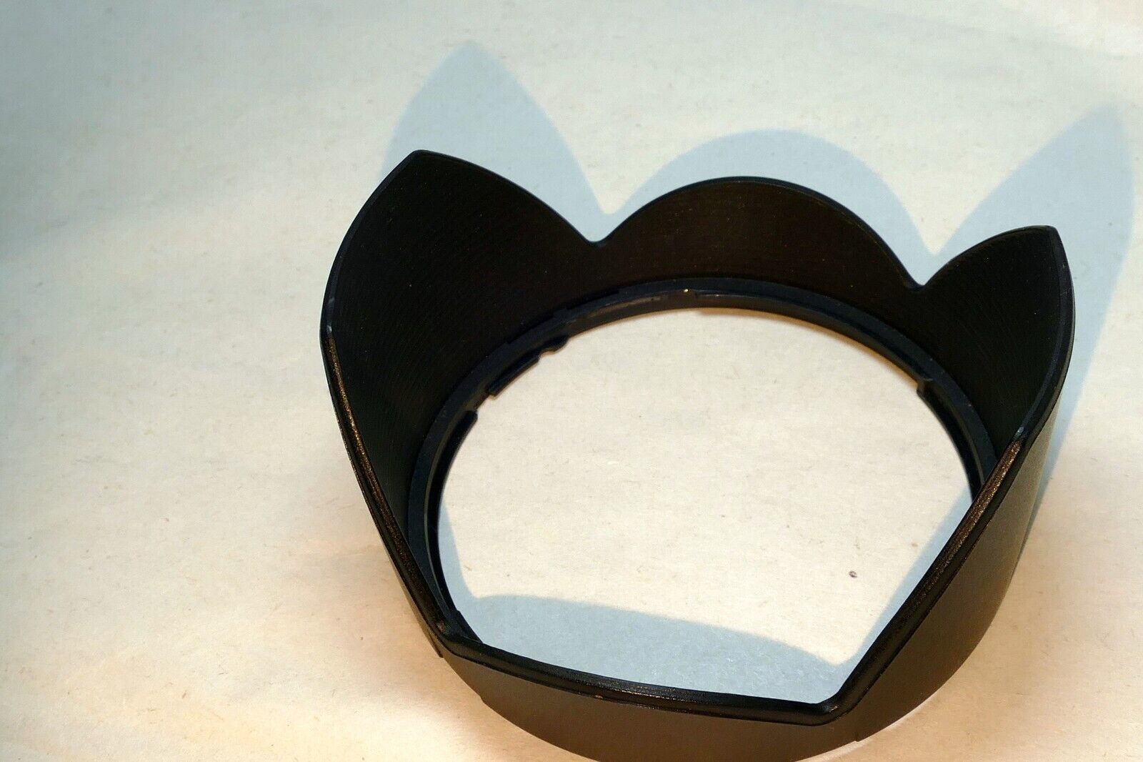 Tamron DA09 Lens Hood Shade for 28-75 mm f/2.8, A16 17-50 mm f/2.8 (67mm rim)