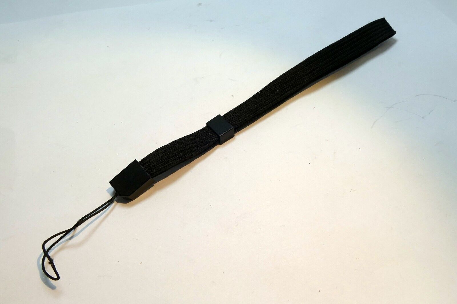 Black Camera Wrist Strap 8" long DSC-W70 W180 750 RX100