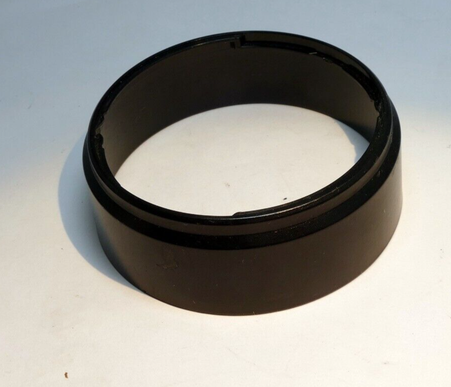 62mm Plastic  Lens Hood Shade twist on type 65mm ID