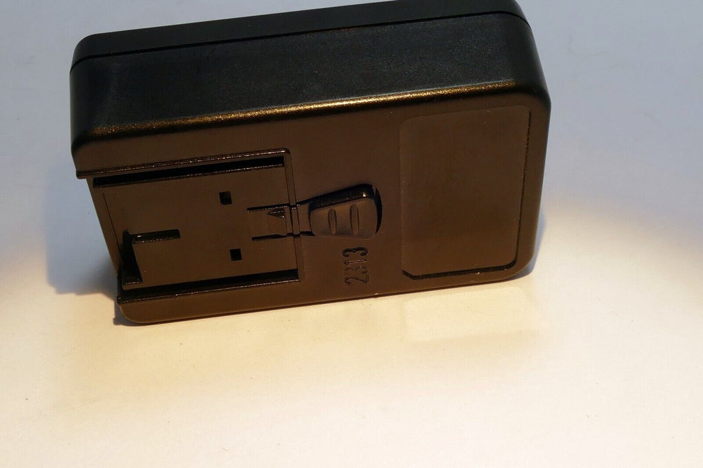 Ricoh Ladegerät AC-U1 Strom Adapter (Fehlende Wand Stecker) - Original
