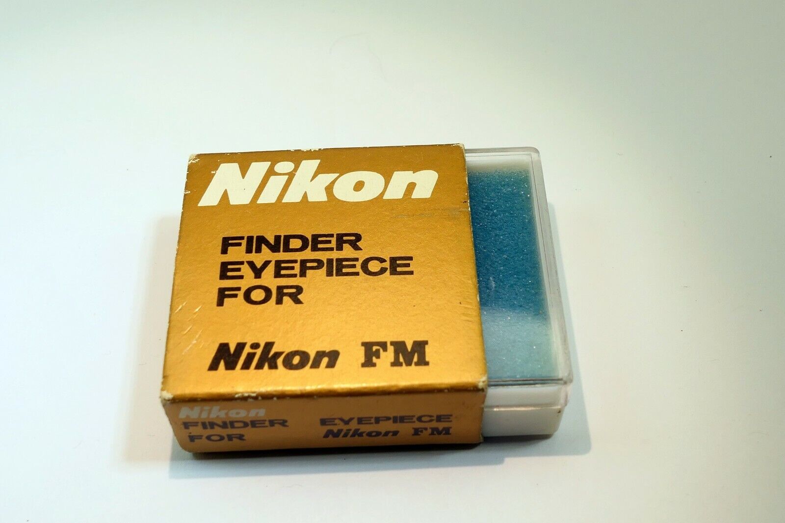 empty box with plastic case for Nikon finder eyepiece FM
