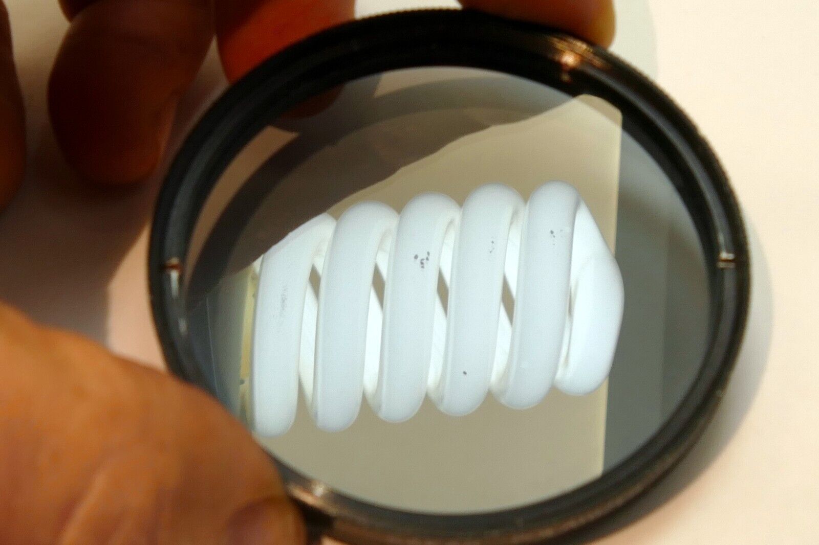 Sakar 62mm Lens Filter Polarizing PL  Polarizer