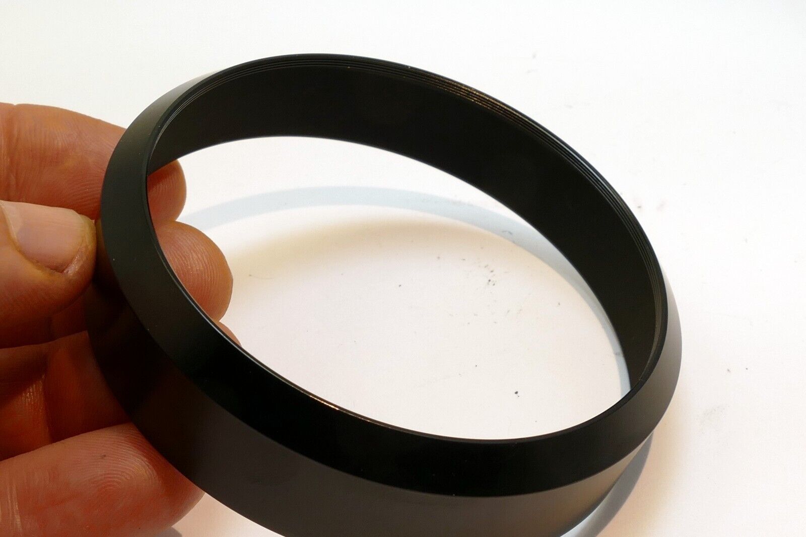 75mm ID  Lens hood shade  Female threaded metal