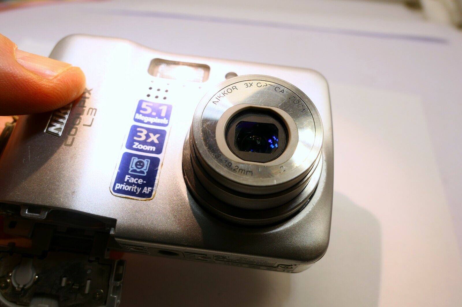 Nikon COOLPIX L3 5MP Digital Camera Silver - AS IS parts or repair does not work