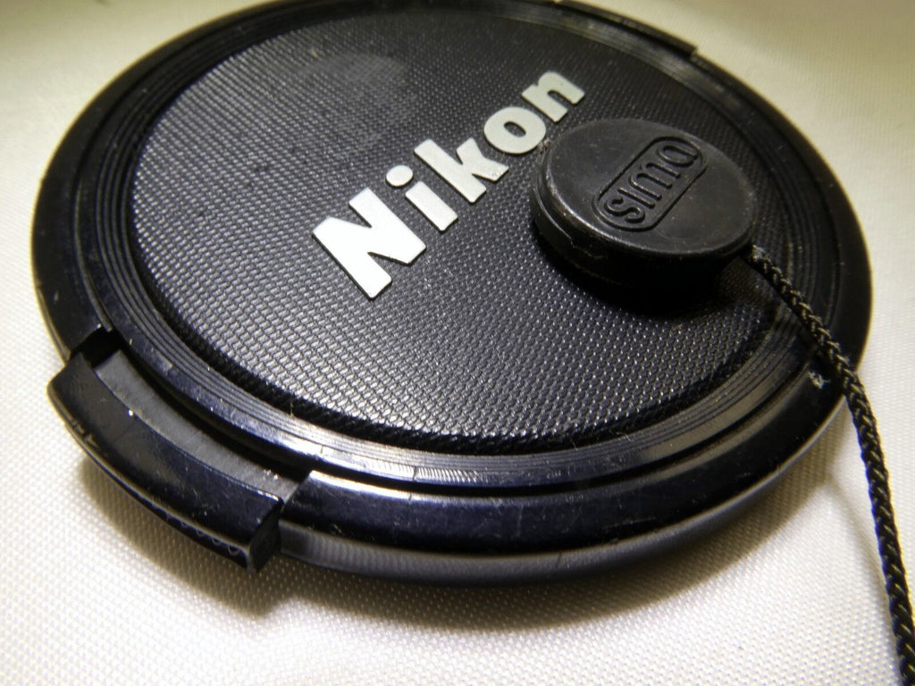 Nikon 62mm Front Lens Cap Nikkor EOM with keeper string