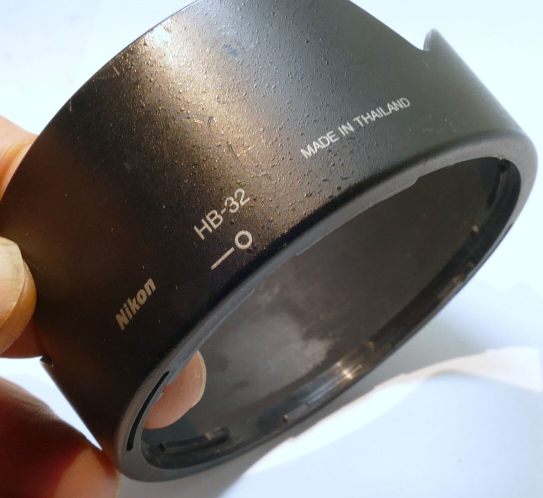 Nikon HB-32 Bayonet Lens Hood AF-S NIKKOR 18-135mm 18-140mm  ED - OEM Genuine