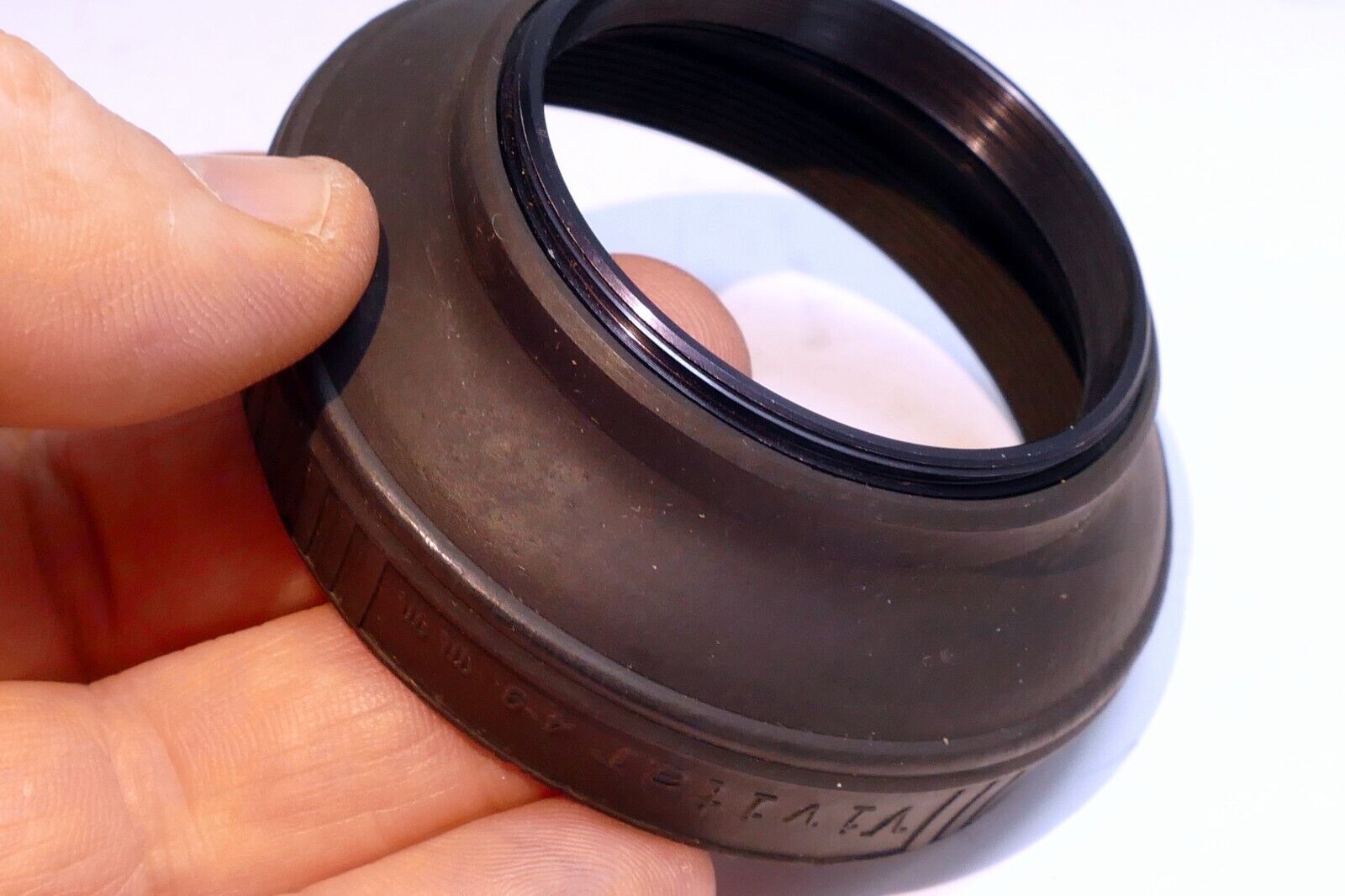 49mm Lens Hood Shade rubber threaded screw in for 50mm f1.9