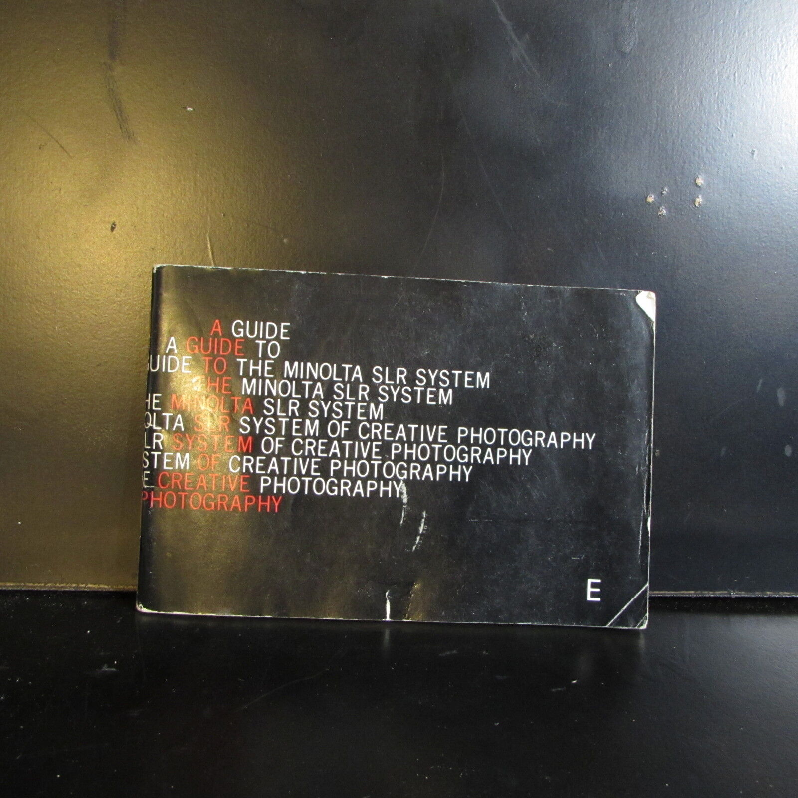 Minolta Guide to X XD MD SLR system Guide Accessory list English O401624