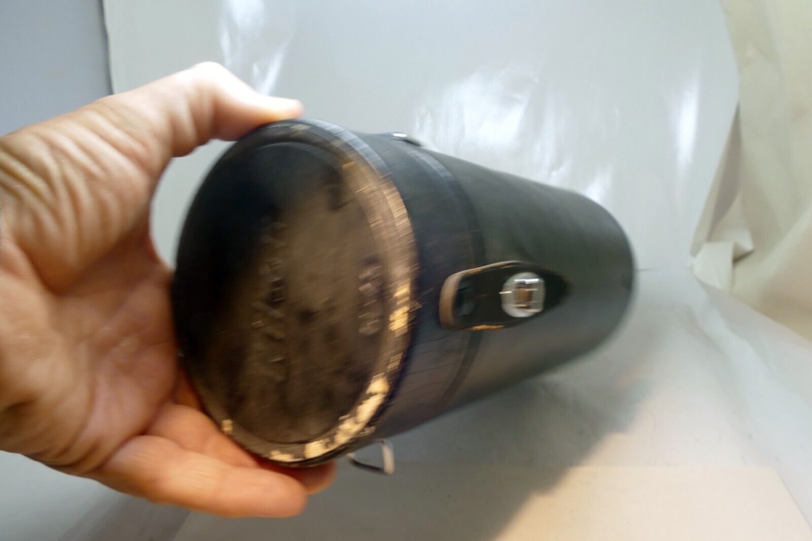 Nikon CL-43A Lens Hard Case with strap (for 80-200mm f2.8 AF & AF-D  Nikkor)