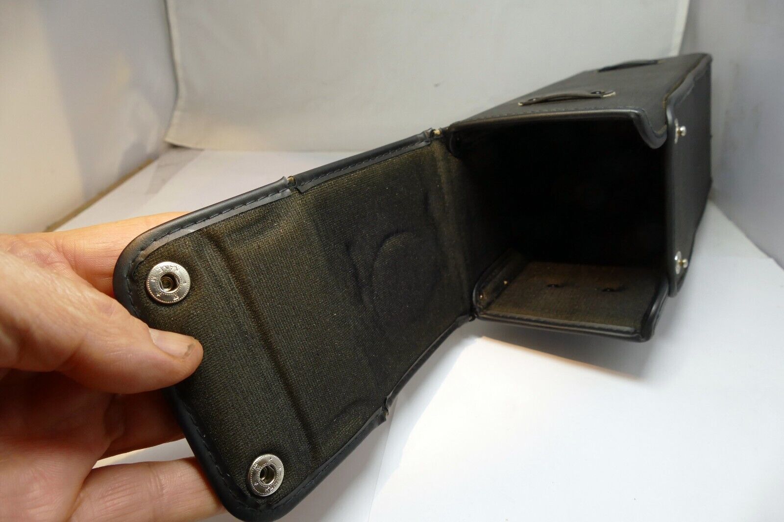 Sigma hard Case 3.5X9.5" for 150mm f2.8 EX 180mm APO 50-150mm lens