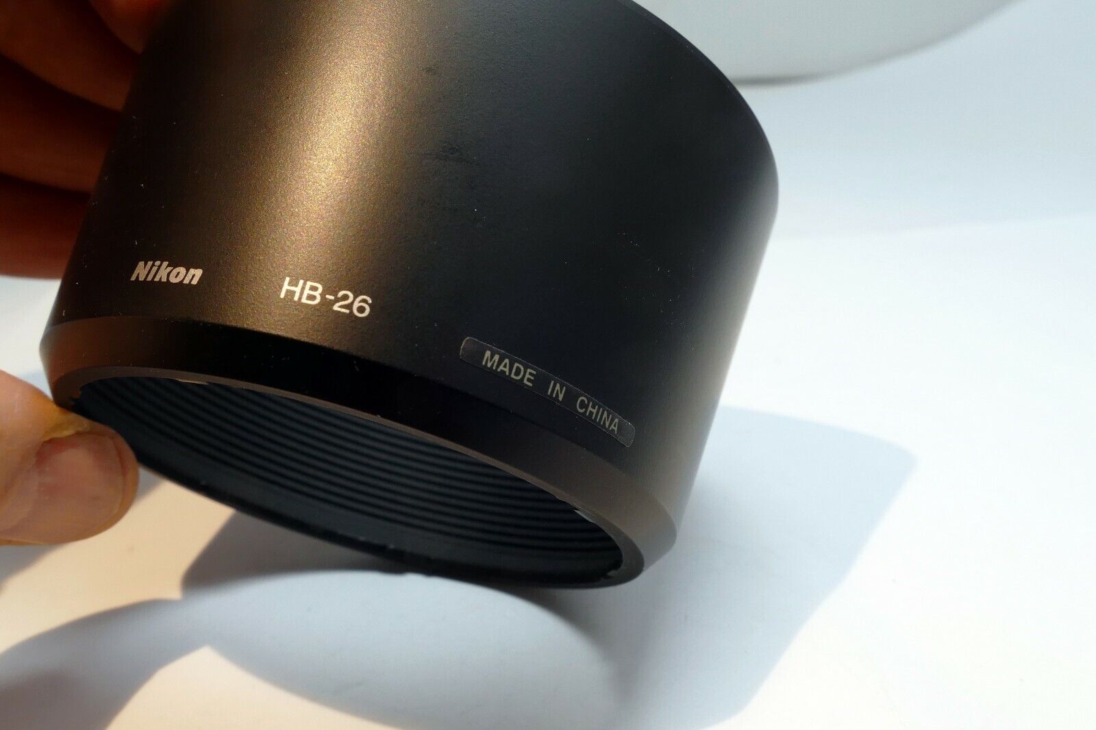 Nikon HB-26 Lens hood Shade for 70-300mm f4-5.6 AF ED Nikkor Genuine OEM