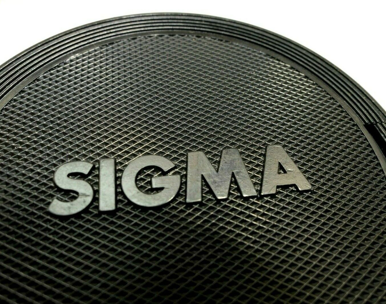 Sigma  72mm Lens Front Cap snap on type for f2.8