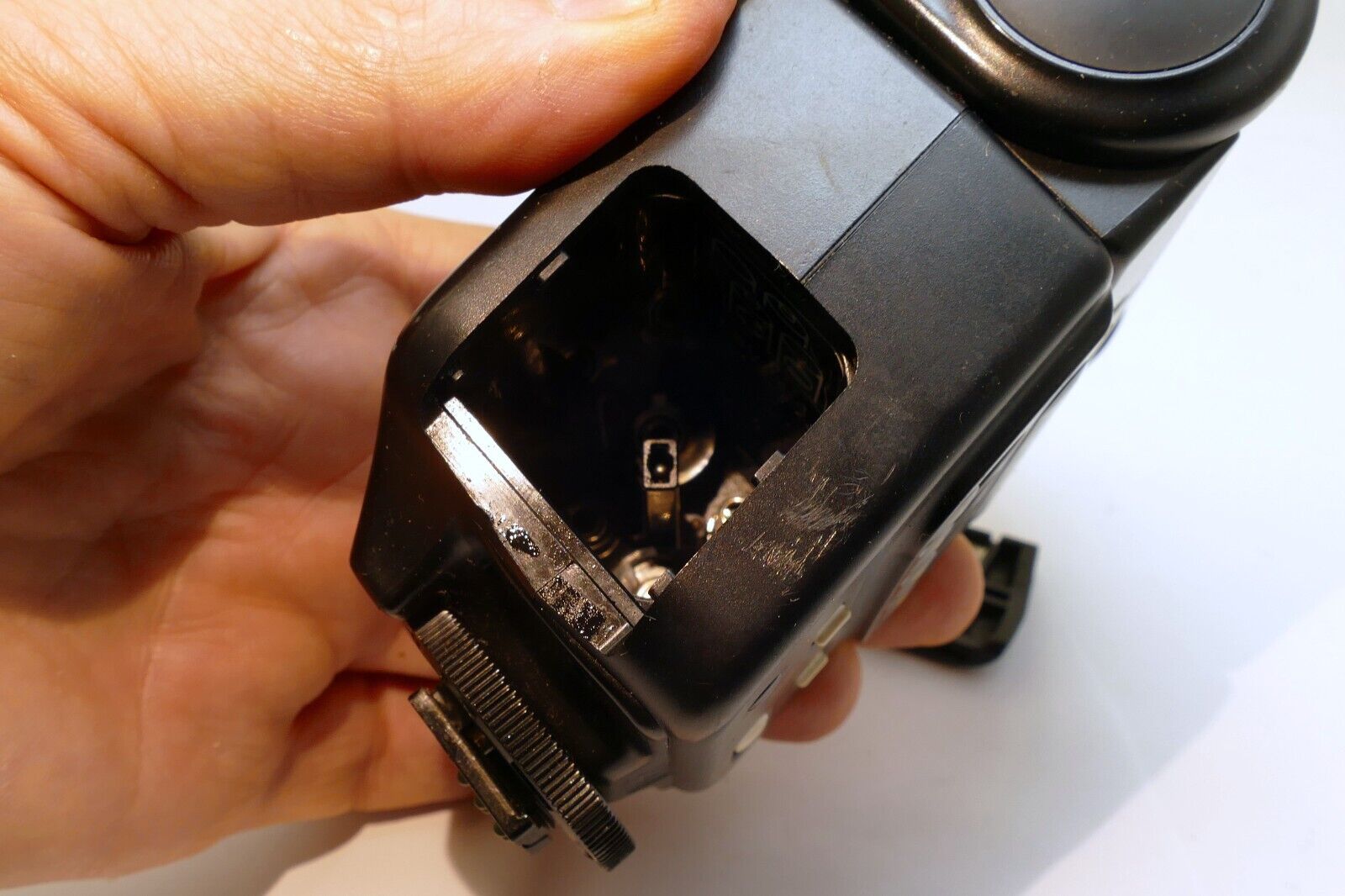Canon 300TL  Speedlite  flash - not working corrosion - AS IS parts