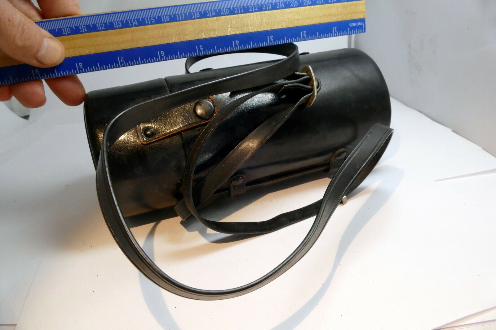 empty hard case for Sun 85-210mm f4.8 lens 70-210mm 8X3X3"