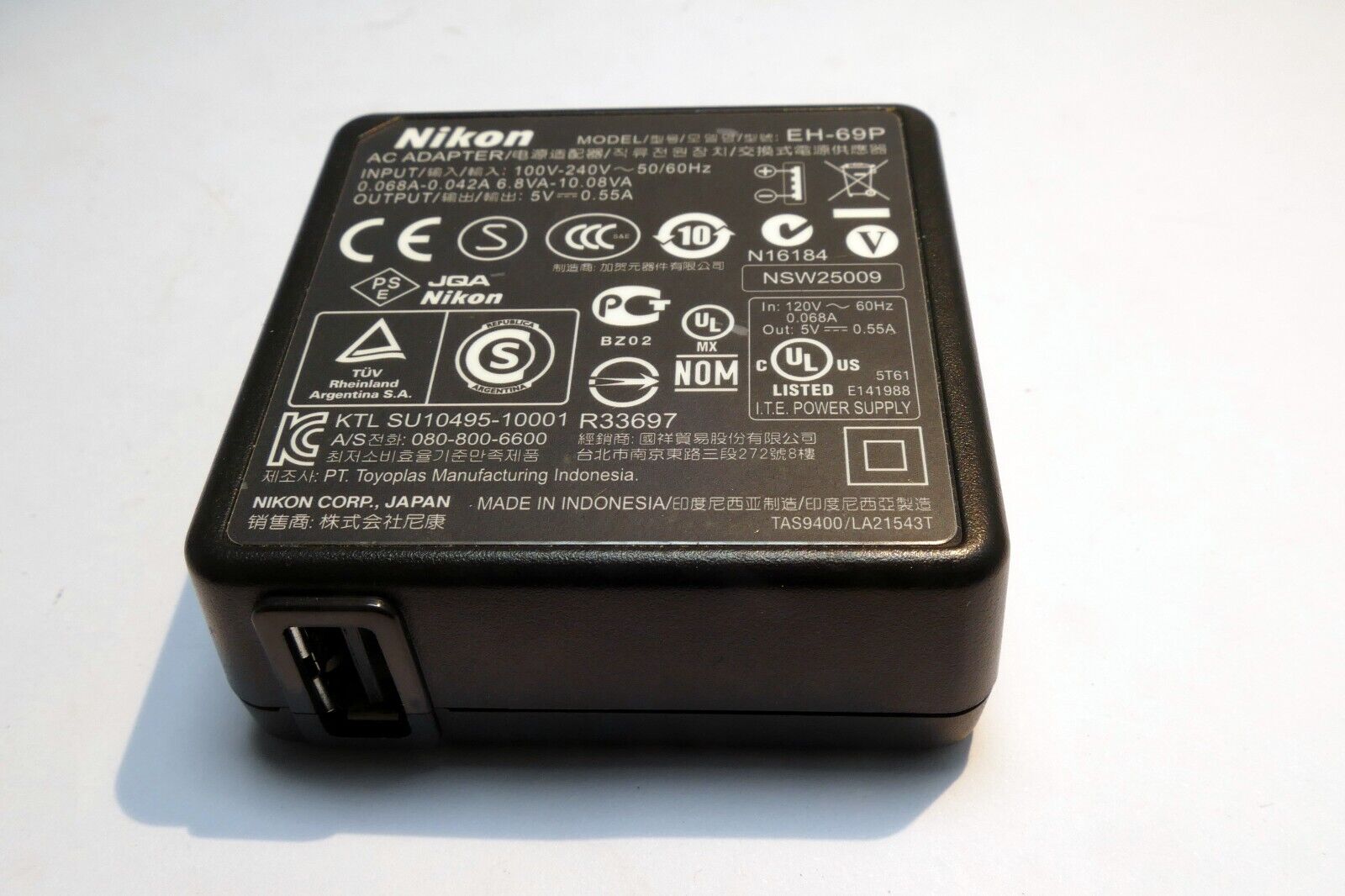 Nikon EH-69P AC USB battery charger adapter for Coolpix cameras Genuine Original