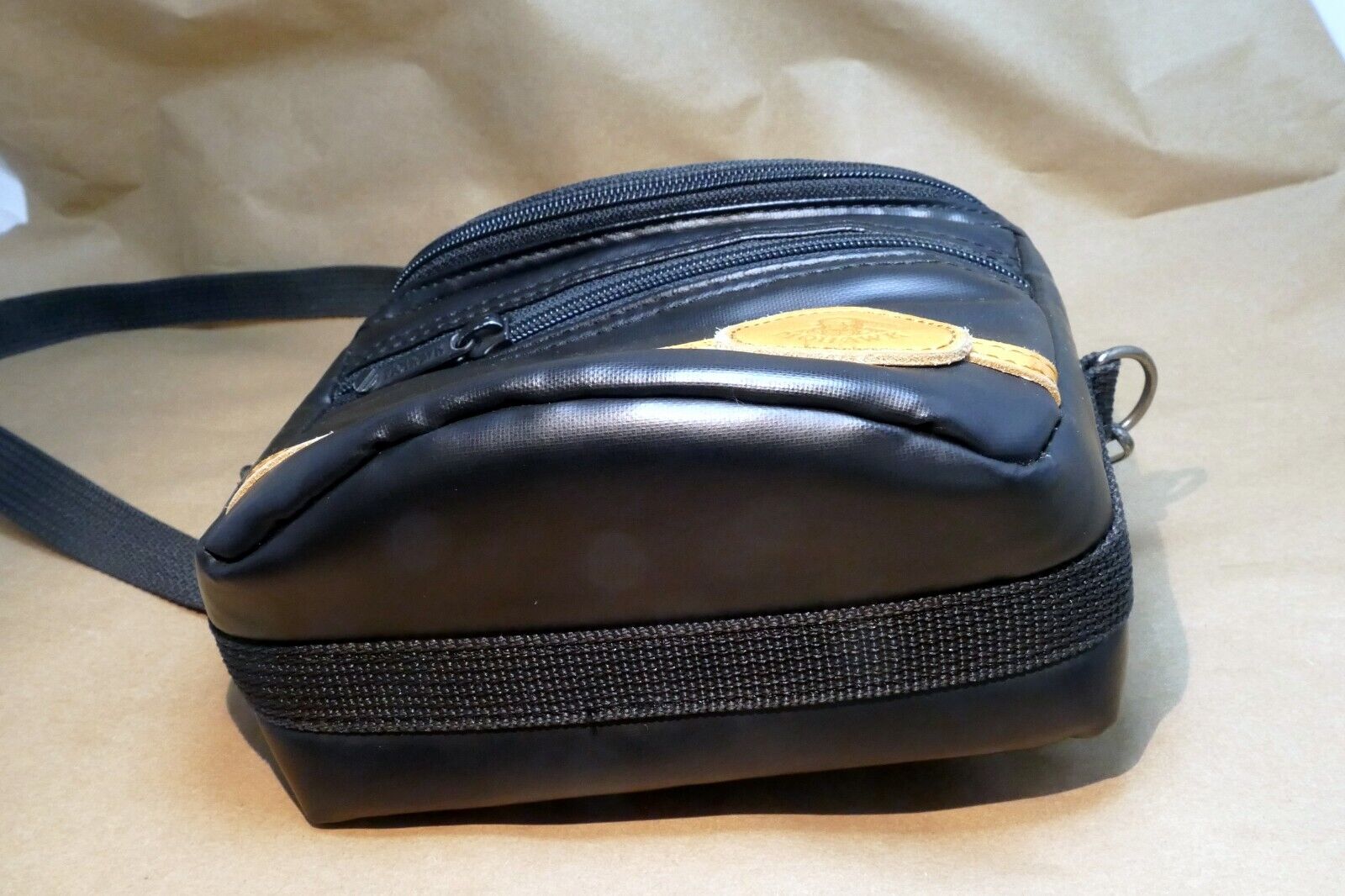 Mohawk digital camera messenger bag case with shoulder strap 6X5X3" native