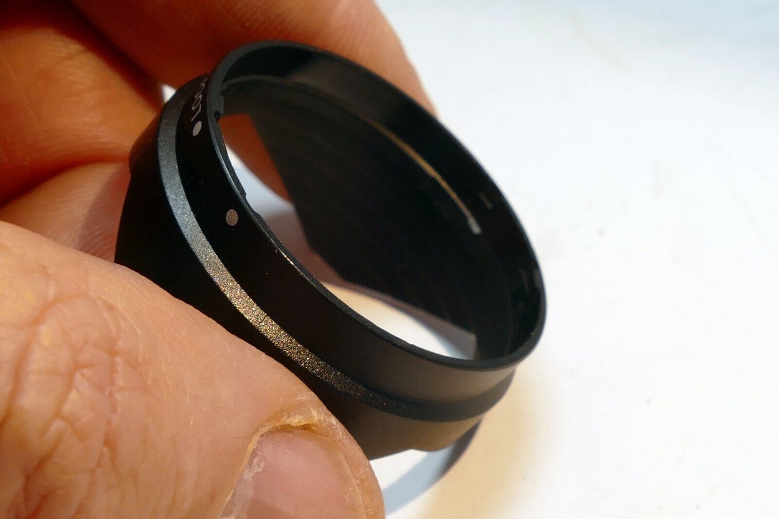 34mm ID Lens Hood Shade plastic twist on type