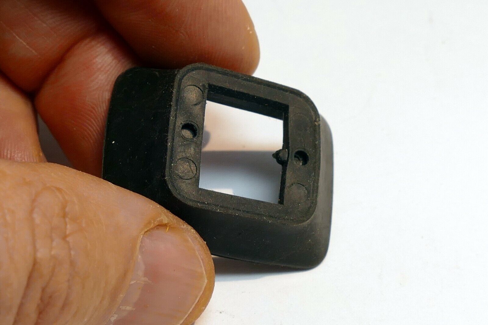 13X16mm ID Rubber Square Eye cup for camera finder video