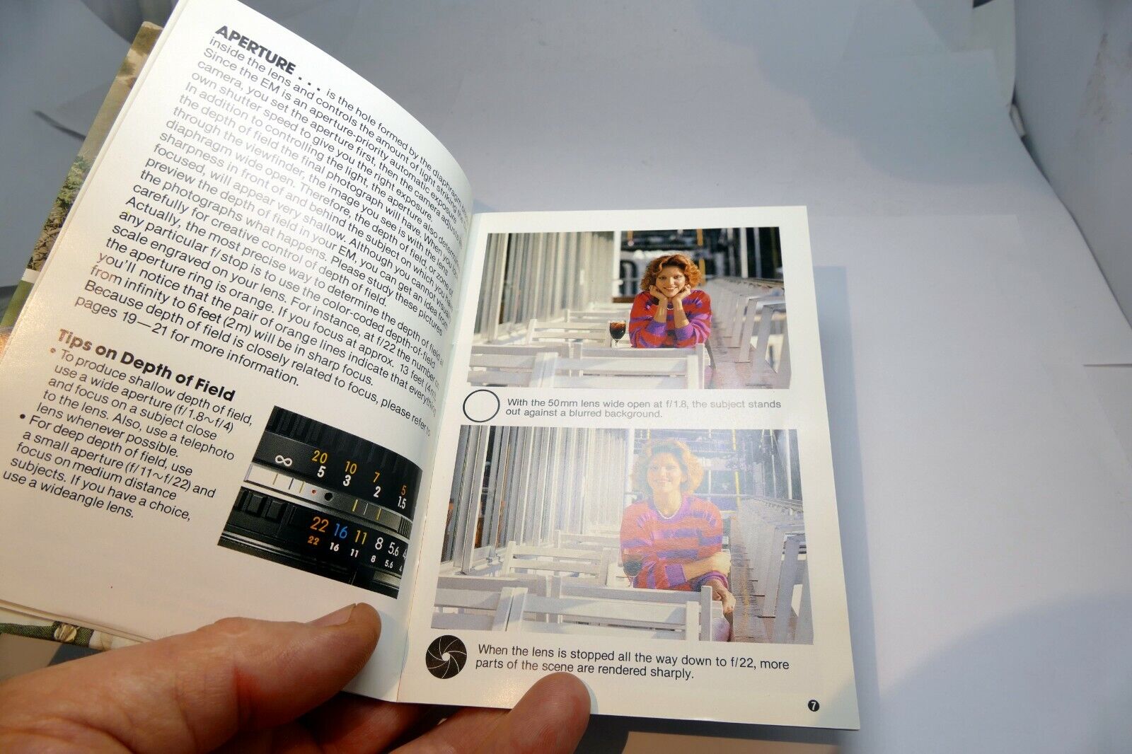 Nikon EM camera Photo Guide  booklet sales brochure